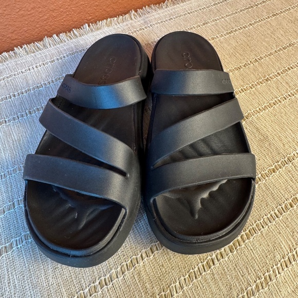 Crocs getaway scrappy sandals - Picture 2 of 10